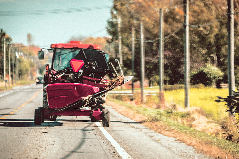 OMAFRA_Rural-Road-Safety_1057633250_830x553